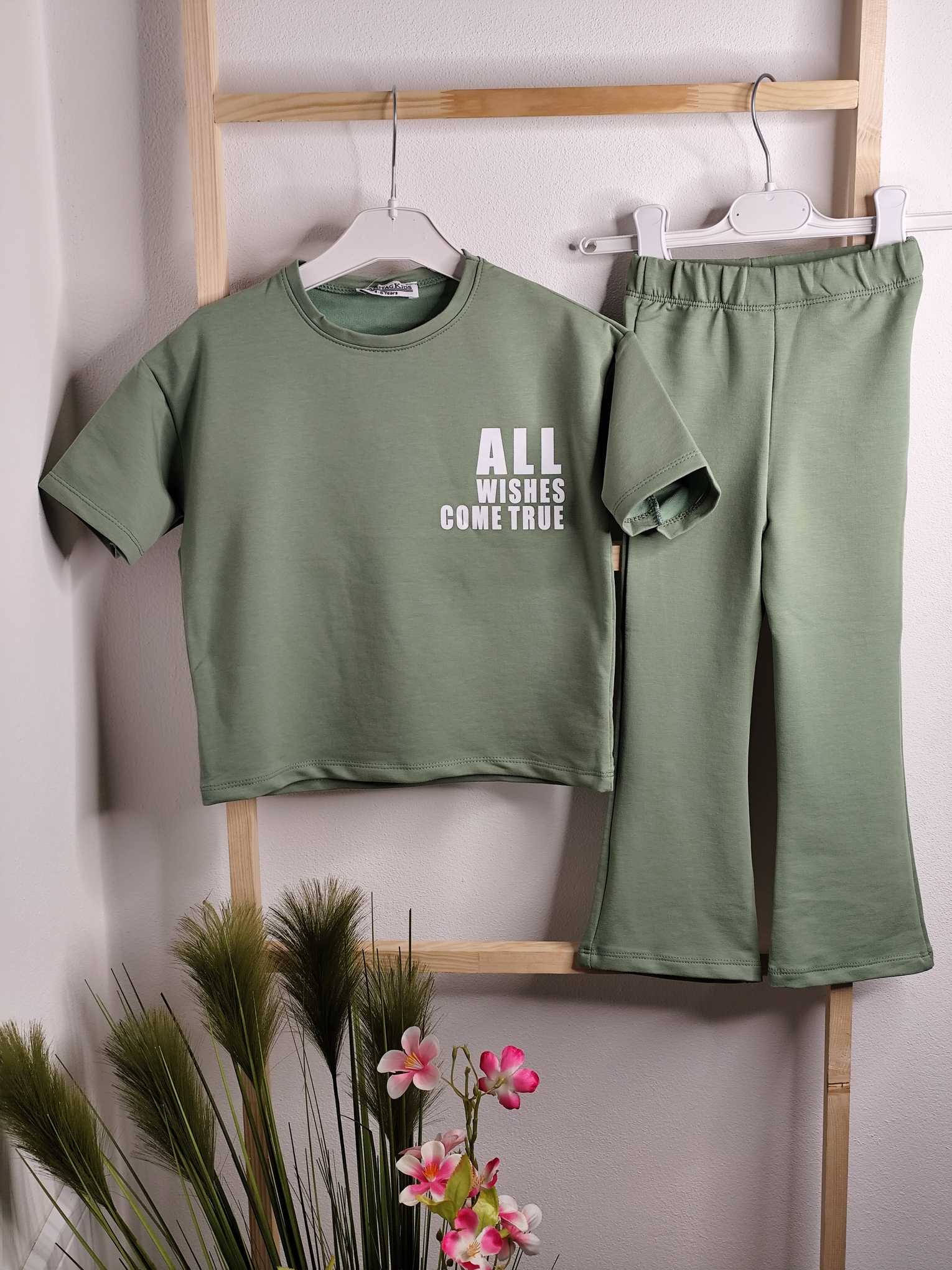 Komplet bluzka oversize i dzwony .